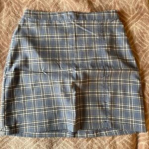 - hollister skirt